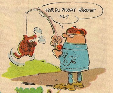 Uti vår hage av Krister Petersson - Olaf rastar hunden (K 22 (?)): Olaf rastar hunden på ett lite okonventionellt sätt.